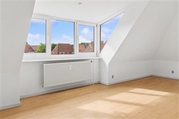 Photo 2. Apartment, Østerbæksvej, Odense M 