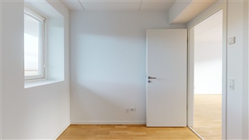 Photo 11. Apartment, Robert Jacobsens Vej, København S 