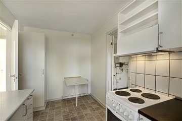 Photo 4. House, Solsortevej, Give 