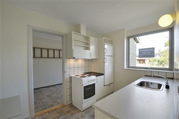 Photo 3. House, Solsortevej, Give 