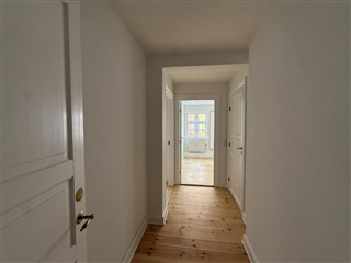 Photo 2. Apartment, Store Kongensgade, København K 