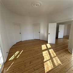 Photo 3. Apartment, Peter Bangs Vej, Frederiksberg 