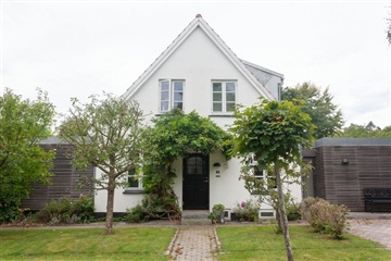 Photo 43. House, Chr.VII's Alle, Holte 