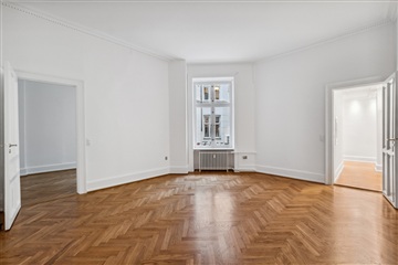 Photo 10. Apartment, Amaliegade, København K 