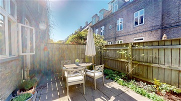 Photo 25. House, Eckersbergsgade, København Ø 