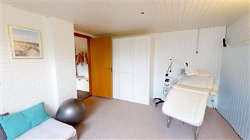 Photo 31. House, Gammel Holtevej, Holte 