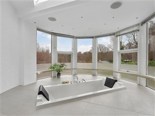 Photo 10. House, Slotsvej, Charlottenlund 