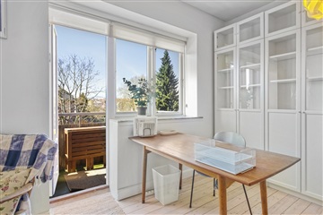 Photo 6. Apartment, Bernstorffsvej, Hellerup 
