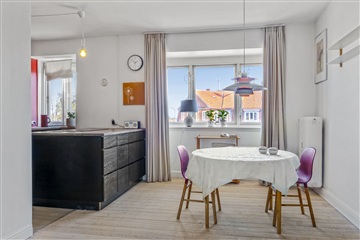 Photo 7. Apartment, Bernstorffsvej, Hellerup 