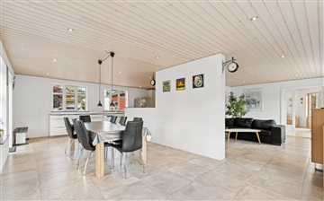 Photo 4. House, Klosterlundvej, Engesvang 