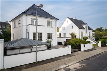 Billede 34. Hus/villa, Gardes Alle, Hellerup 