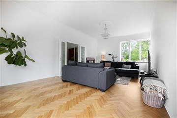 Photo 7. House, Bernstorffsvej, Charlottenlund 