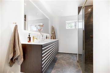 Photo 12. House, Bernstorffsvej, Charlottenlund 