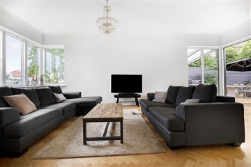Photo 8. House, Bernstorffsvej, Charlottenlund 