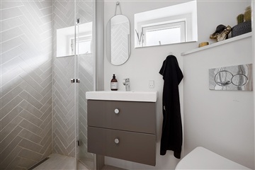 Photo 17. House, Bernstorffsvej, Charlottenlund 