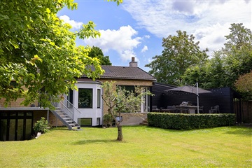 Billede 1. Hus/villa, Bernstorffsvej, Charlottenlund 