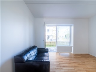 Billede 10. Hus/villa, Pollenvænget, Tilst 