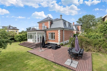 Photo 2. House, Hartmannsvej, Charlottenlund 