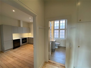 Photo 4. Apartment, Slotsgade, Odense C 