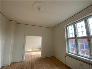 Photo 15. Apartment, Slotsgade, Odense C 
