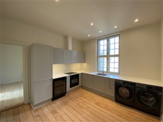 Photo 8. Apartment, Slotsgade, Odense C 
