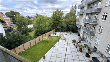 Photo 11. Apartment, Hellerupvej, Hellerup 