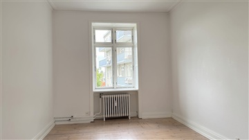 Photo 5. Apartment, Hellerupvej, Hellerup 