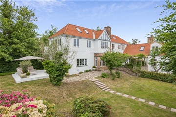 Photo 1. House, Emiliekildevej, Klampenborg 