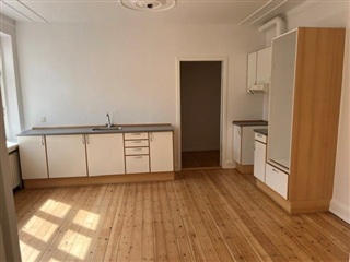 Photo 2. Apartment, Jernbanegade, Nykøbing F 