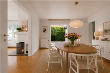 Photo 8. House, Skodsborg Strandvej, Skodsborg 