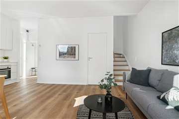 Photo 3. House, Honningvænget, Tilst 