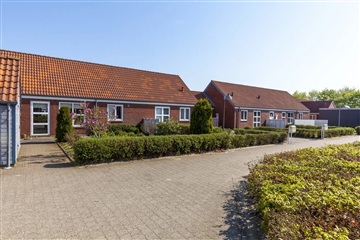 Photo 2. Room, Engholmvej, Tarm 