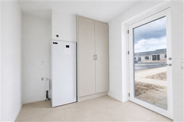 Photo 6. House, Ammendrup Park, Helsinge 