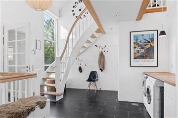 Photo 10. House, Kirkebakken, Beder 