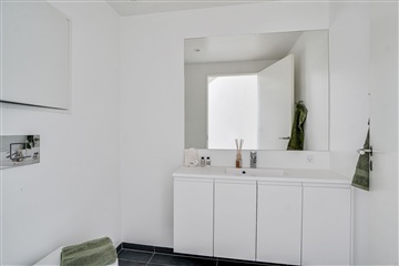 Photo 15. Apartment, Else Alfelts Vej, København S 