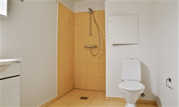 Photo 3. Apartment, Skt. Hans Gade, Odense C 