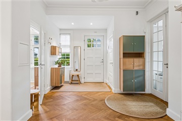 Photo 2. House, Viggo Rothes Vej, Charlottenlund 