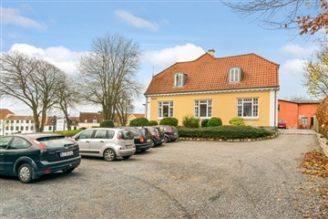 Billede 2. Lejlighed, Nørre Torv, Hjørring 
