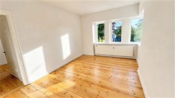 Photo 9. Apartment, Ordrupvej, Charlottenlund 