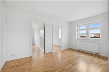 Photo 3. Apartment, Østergade, Odense C 
