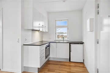 Photo 2. Apartment, Østergade, Odense C 