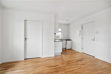 Photo 1. Apartment, Østergade, Odense C 