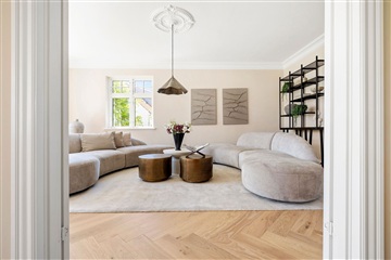 Photo 4. House, Dronninggårds Alle, Holte 