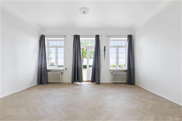 Photo 6. House, Skodsborg Strandvej, Skodsborg 