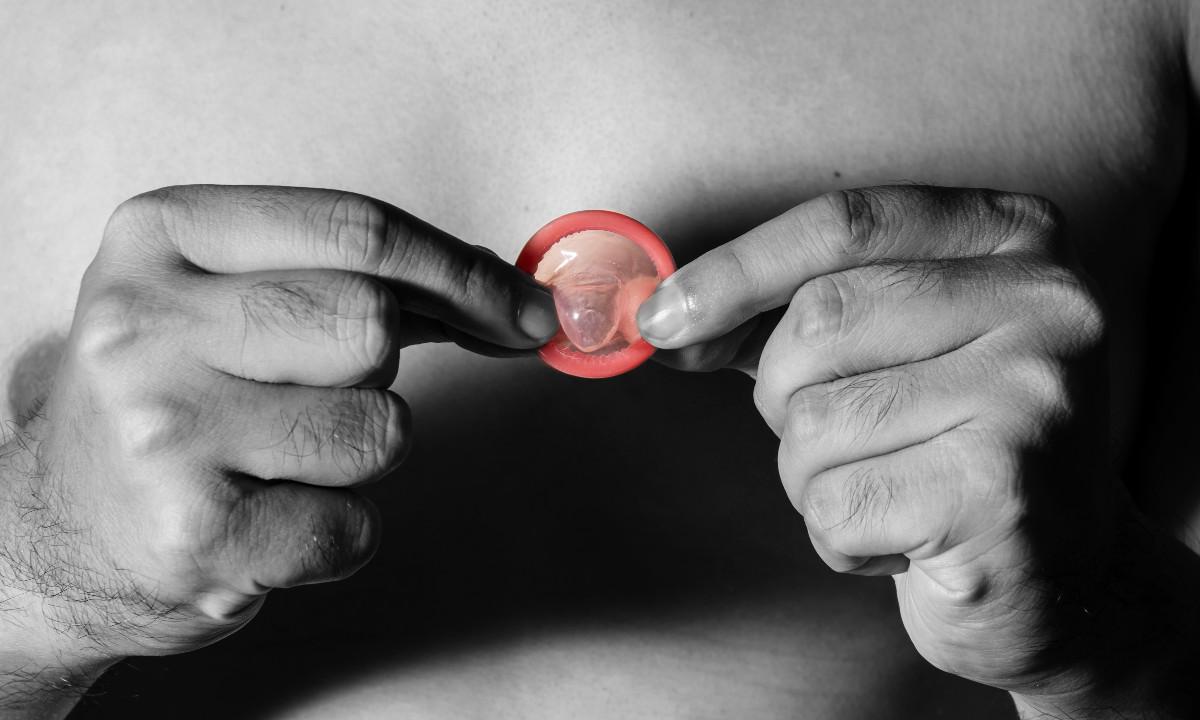 Hep C Is Passed On During Anal Sex Without A Condom, UK Study Confirms - picture 1 Hep C Is Passed On During Anal Sex Without A Condom, UK Study Confirms - picture 1