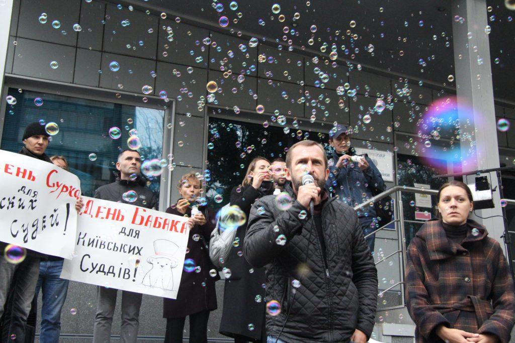 Украинский суд назначил экспертов по делу о патентах AbbVie - изображение 1 Украинский суд назначил экспертов по делу о патентах AbbVie - изображение 1