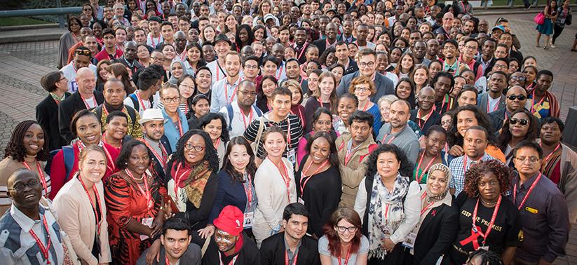 Истекает срок подачи заявок на стипендии для участия в Конференции AIDS2018 - изображение 1 Истекает срок подачи заявок на стипендии для участия в Конференции AIDS2018 - изображение 1