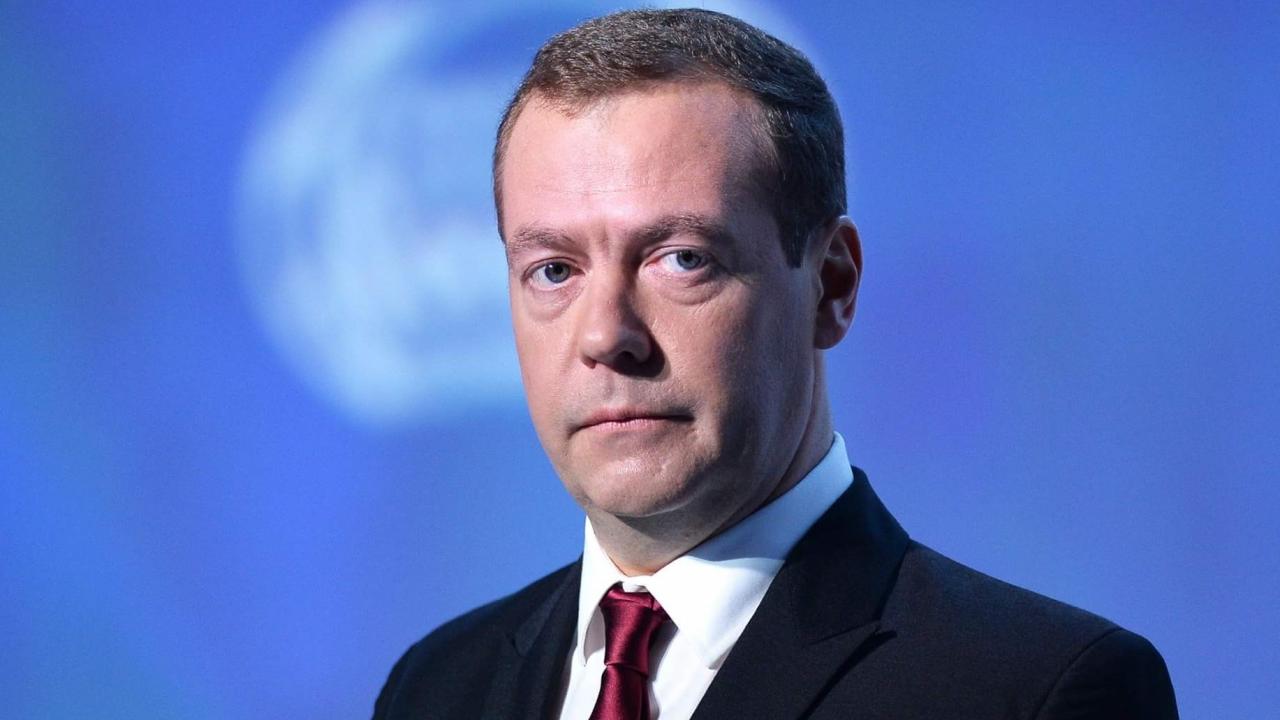 Медведев считает, что российские лекарства успешно конкурируют с импортными - նկարը 1 Медведев считает, что российские лекарства успешно конкурируют с импортными - նկարը 1