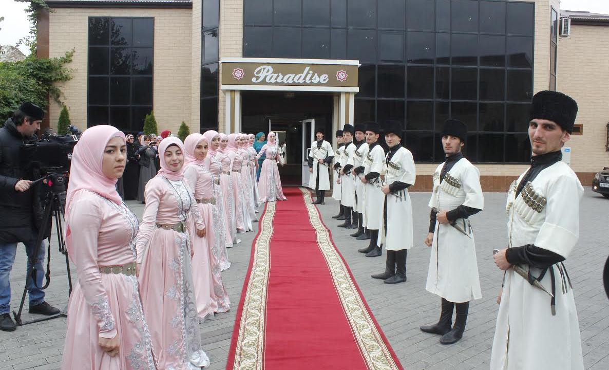 ВИЧ-позитивные люди не смогут вступить в брак в Чечне - изображение 1 ВИЧ-позитивные люди не смогут вступить в брак в Чечне - изображение 1