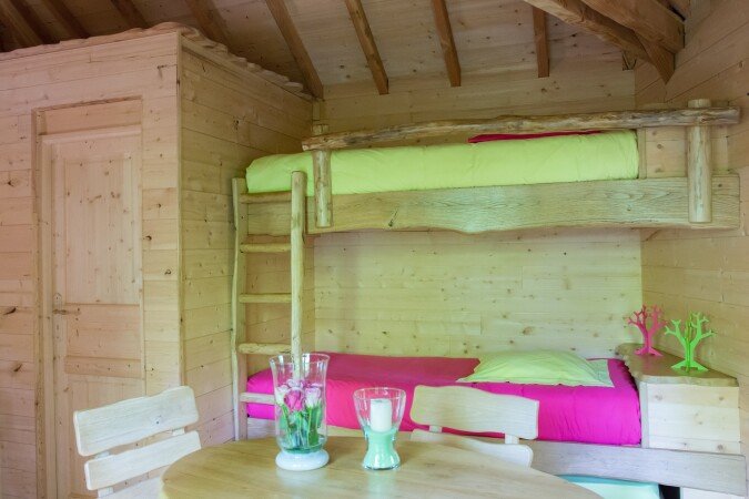 Cabane dans les arbres 1 chambre, avec jardin